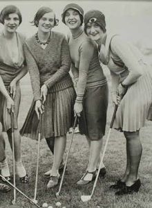 old_women golfers
