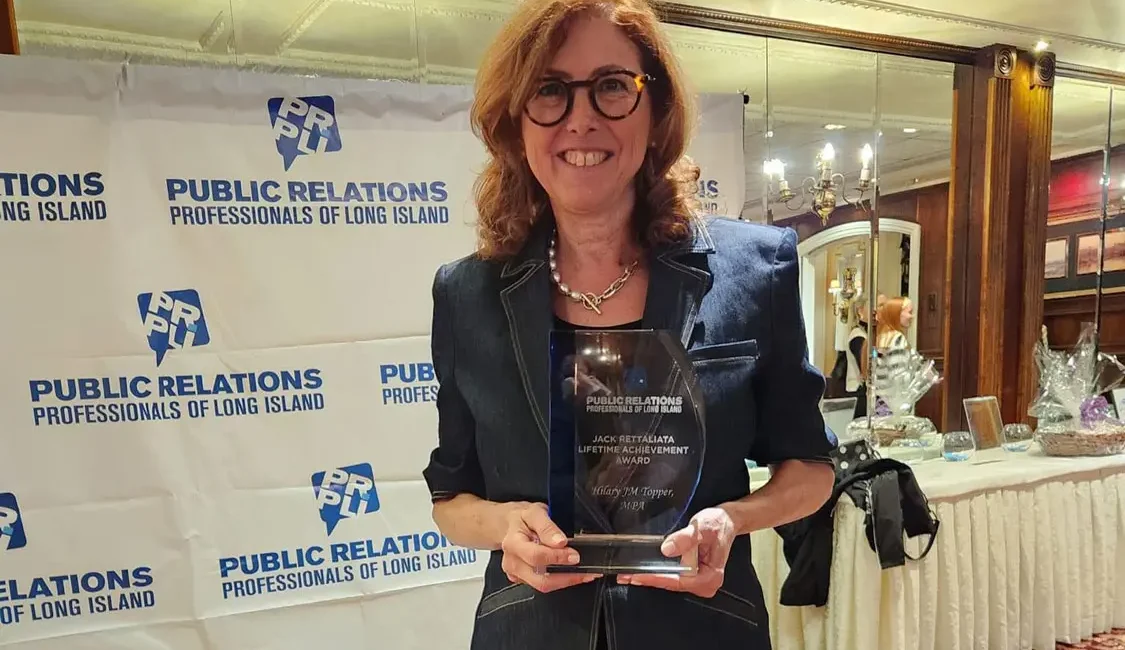 Hilary winning lifetime achievement award